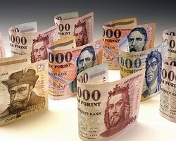 Készpénzzel vagy bankkártyával a helyszínen